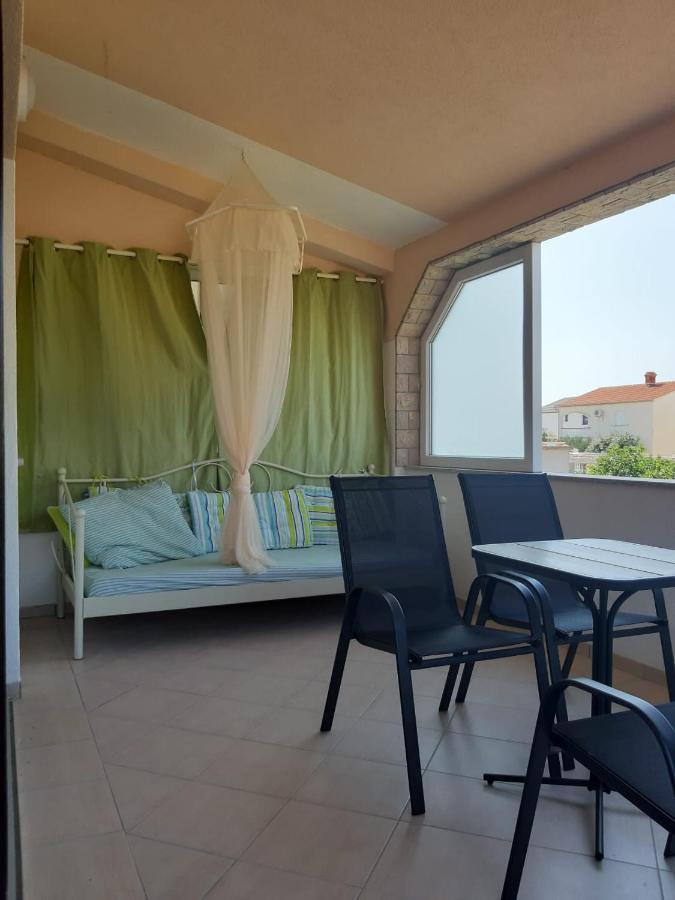 Apartment Tonko Vir Eksteriør bilde