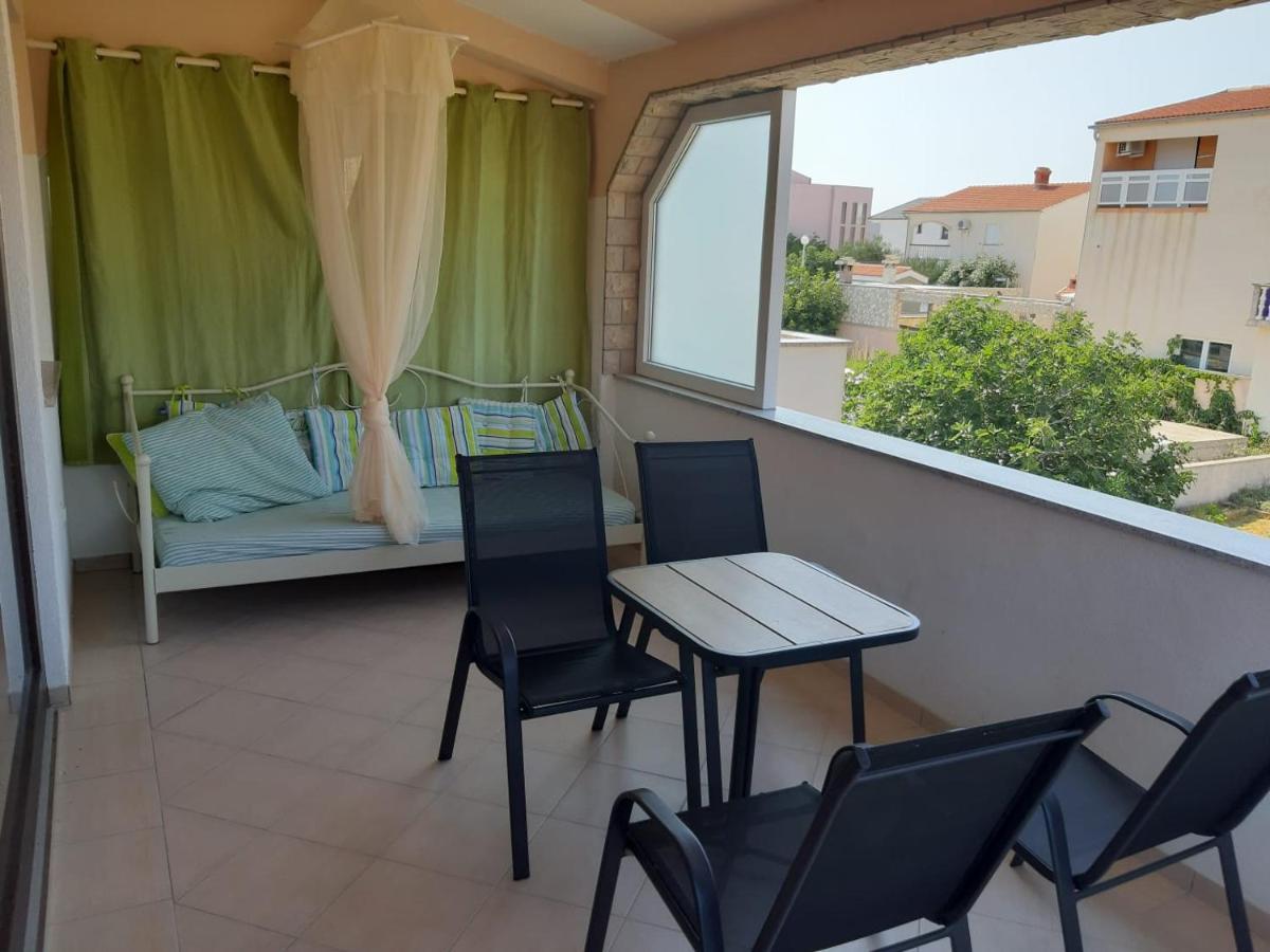 Apartment Tonko Vir Eksteriør bilde